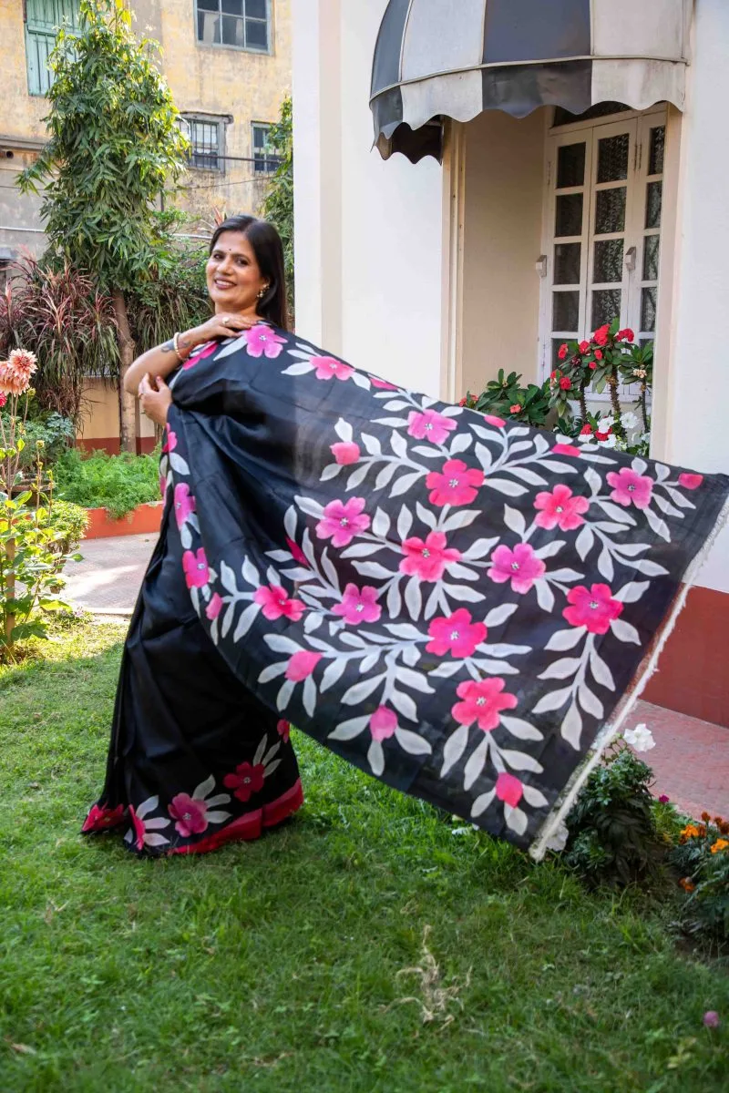 Hand-Painted Handloom Pure Silk Saree - Image 9
