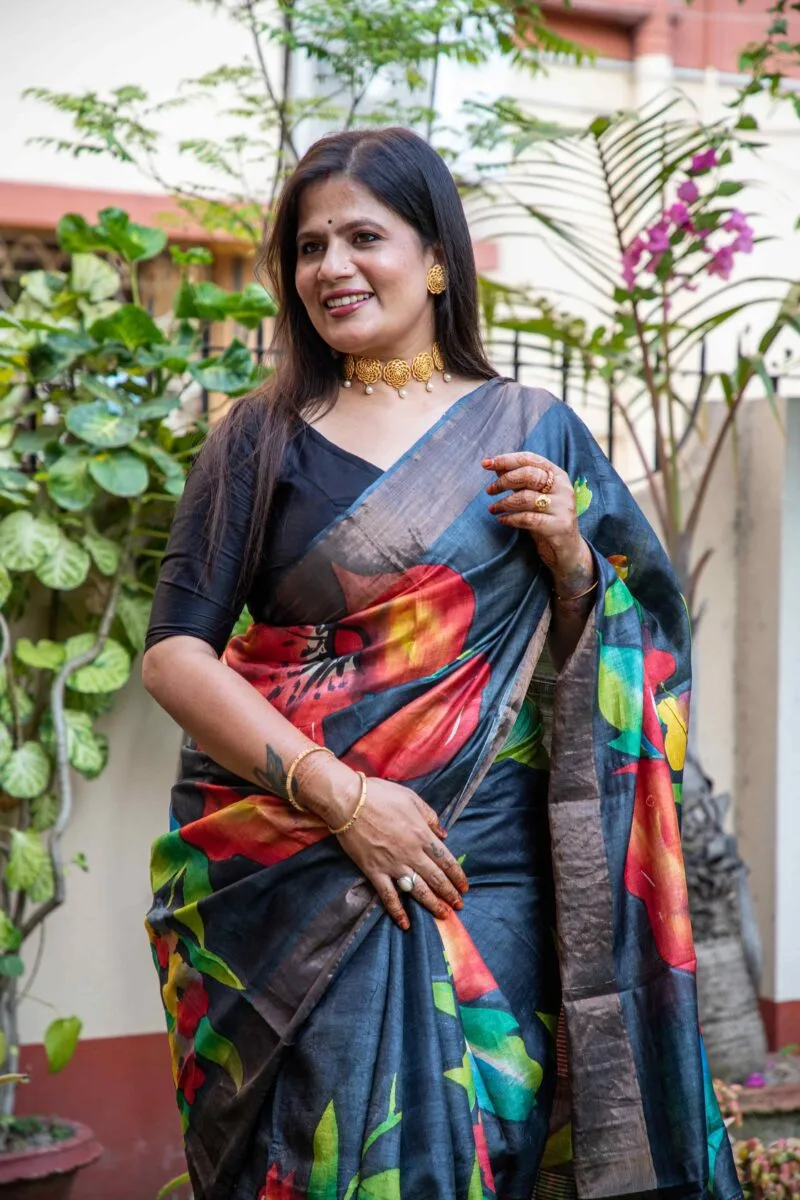 Hand-Painted Pure Handloom Tussar Silk Saree - Image 3