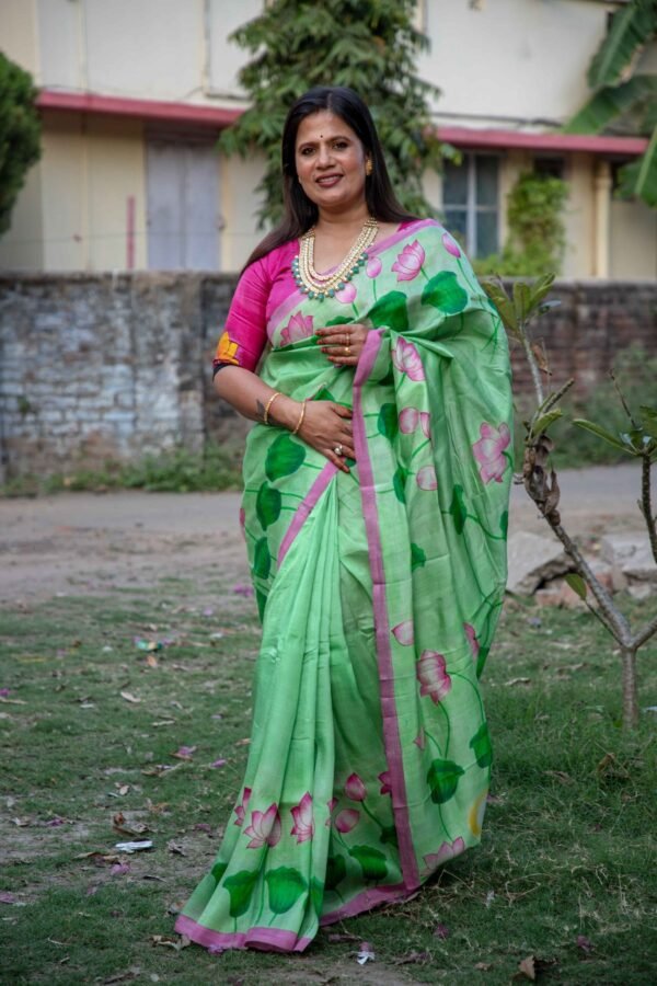 Luxurious Handloom Bishnupuri Silk with Exquisite Hand-Painted Kalamkari Pitchwai Design