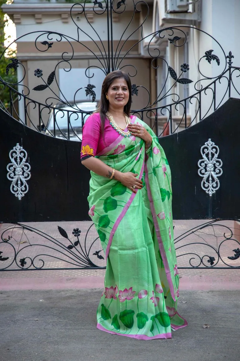Luxurious Handloom Bishnupuri Silk with Exquisite Hand-Painted Kalamkari Pitchwai Design - Image 9