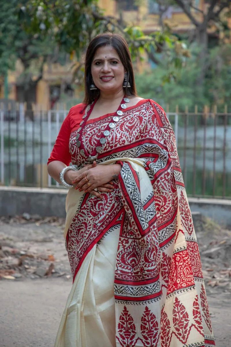 Pure Handloom Bishnupuri Silk Saree with Block Print - Image 2