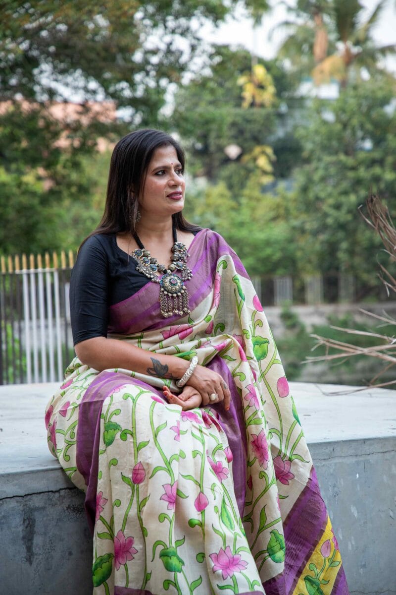 Handloom Tussar Silk Saree with Hand-Painted Pen Kalamkari Design - Image 4