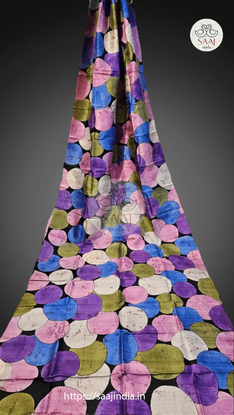 Premium Hand Painted Batik Silk Saree - Image 6